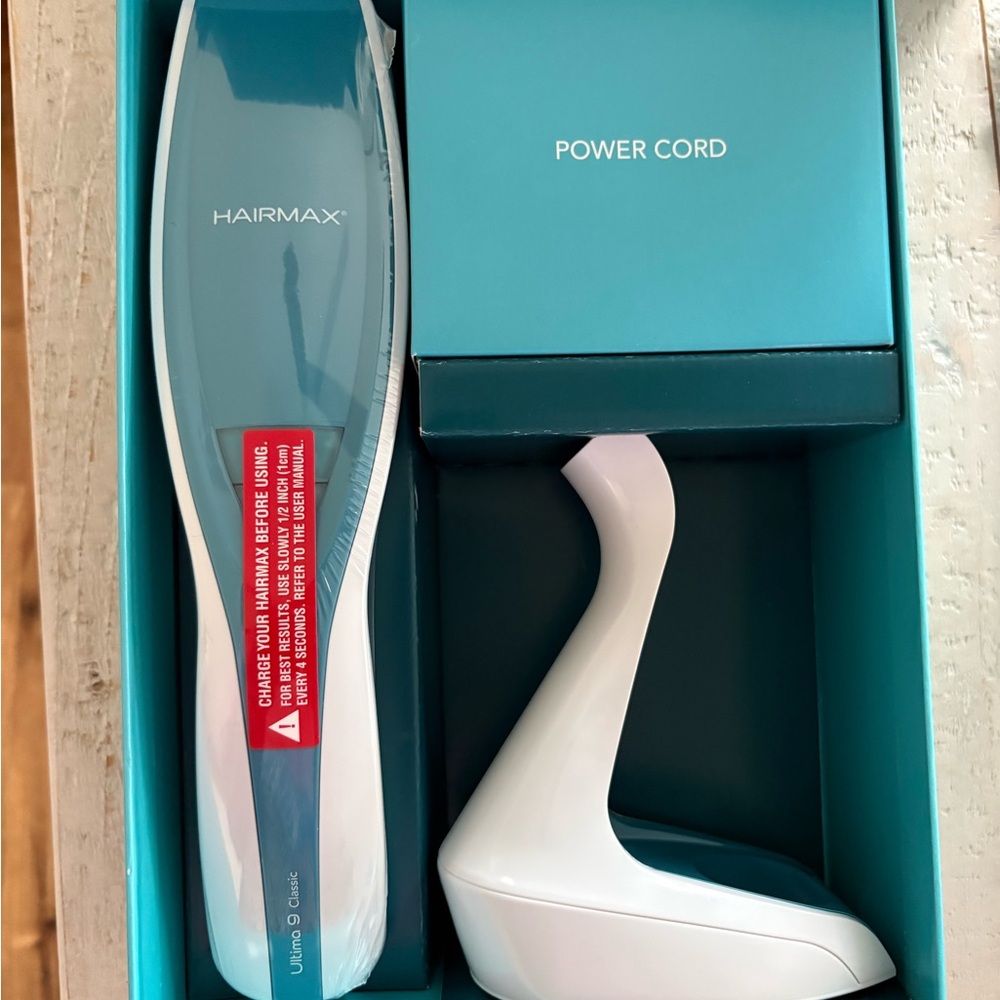 LaserComb Ultima 9 Classic Hair Growth Laser Light Device - Picture 3 of 5